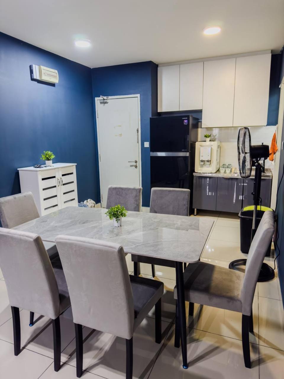 Puncak Alam Cozy Blue Escape Apartment *