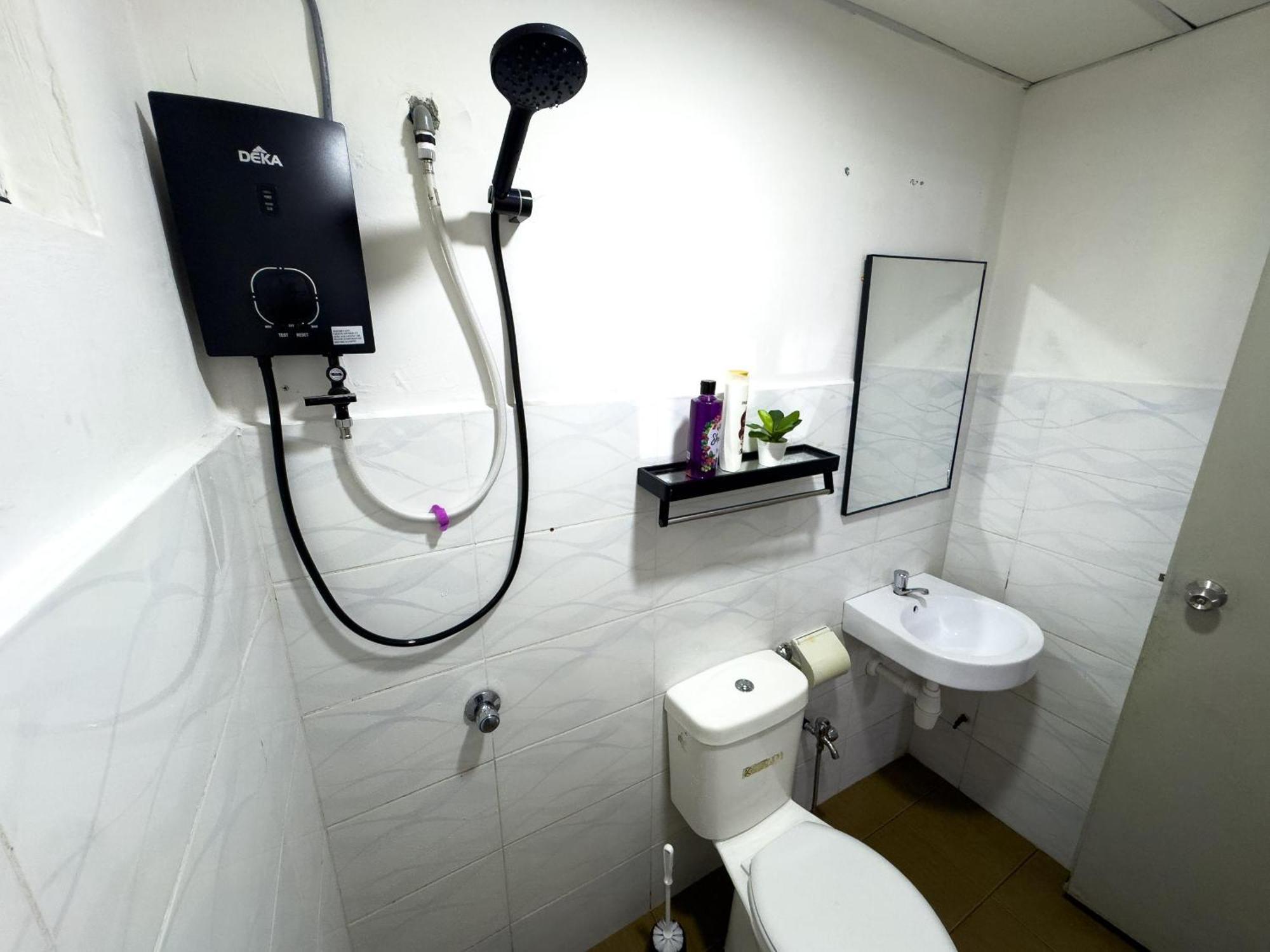 Puncak Alam Cozy Blue Escape